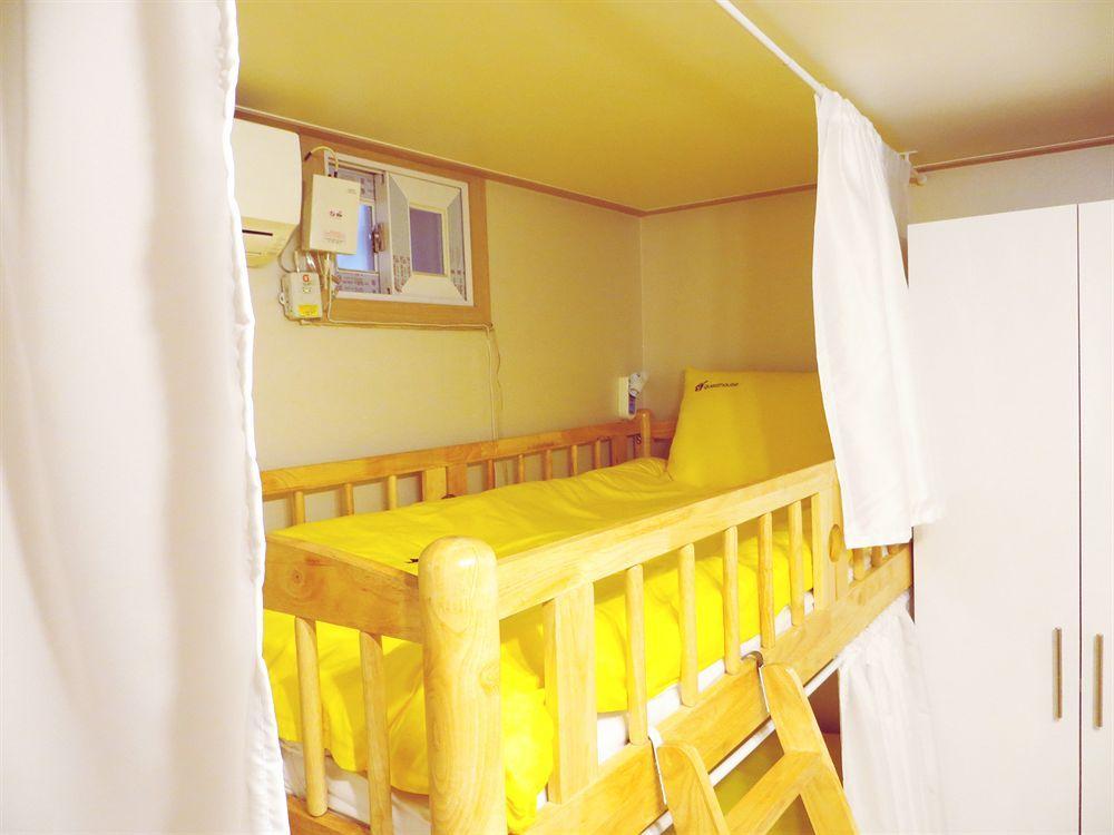 24 Guesthouse Edae Seoul Eksteriør billede