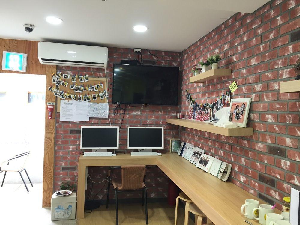 24 Guesthouse Edae Seoul Eksteriør billede