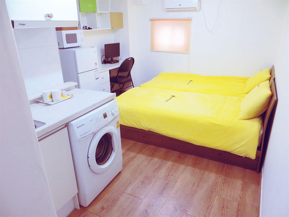 24 Guesthouse Edae Seoul Eksteriør billede