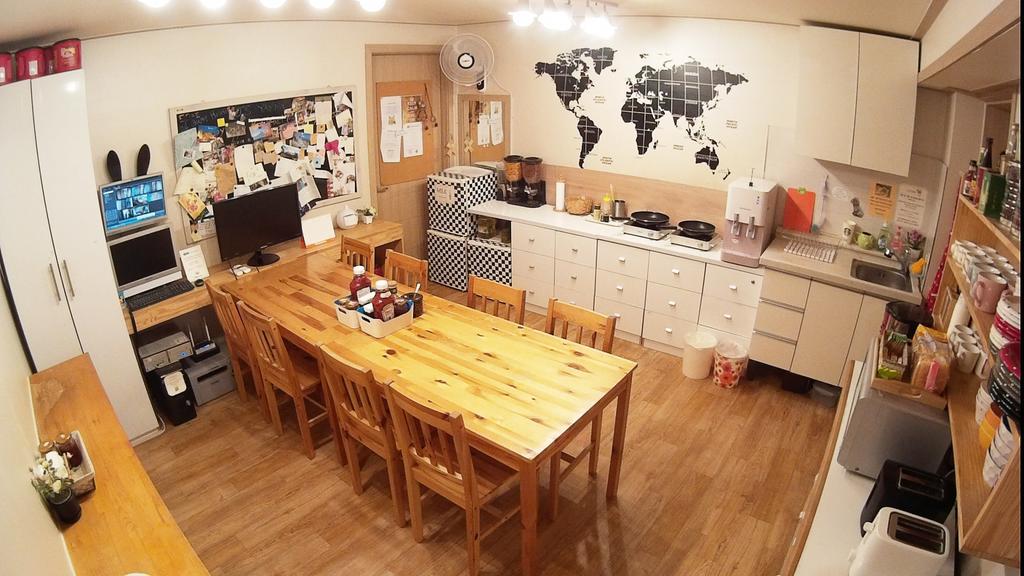 24 Guesthouse Edae Seoul Eksteriør billede